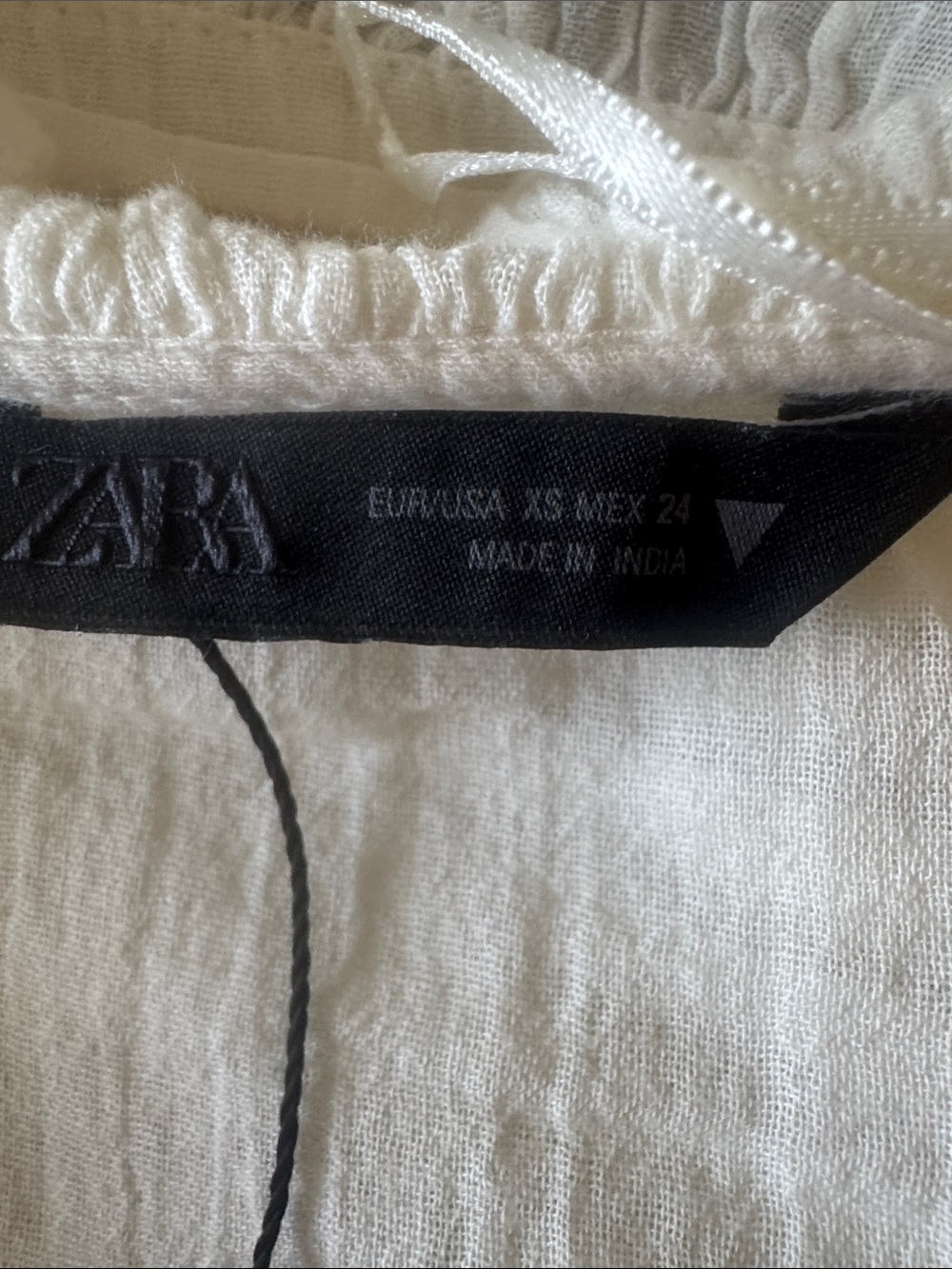 Zara White Sleeveless Ruffle Tie-Front Top - Picture 4 of 4